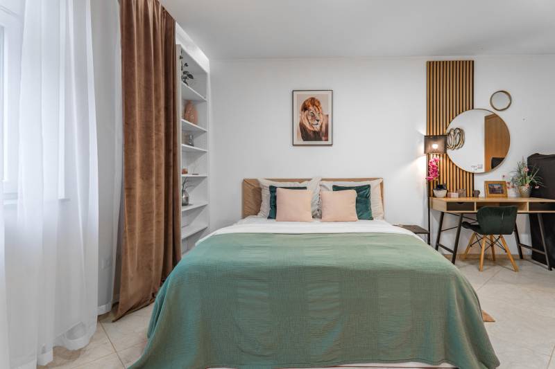 Prodazha 2-komnatnaya, 2-komnatnaya, Námestie 1.mája, Bratislava - Sta