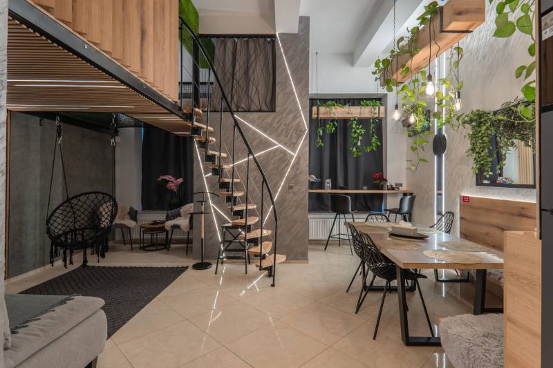 Prodazha 3-komnatnaya, 3-komnatnaya, Námestie 1.mája, Bratislava - Sta