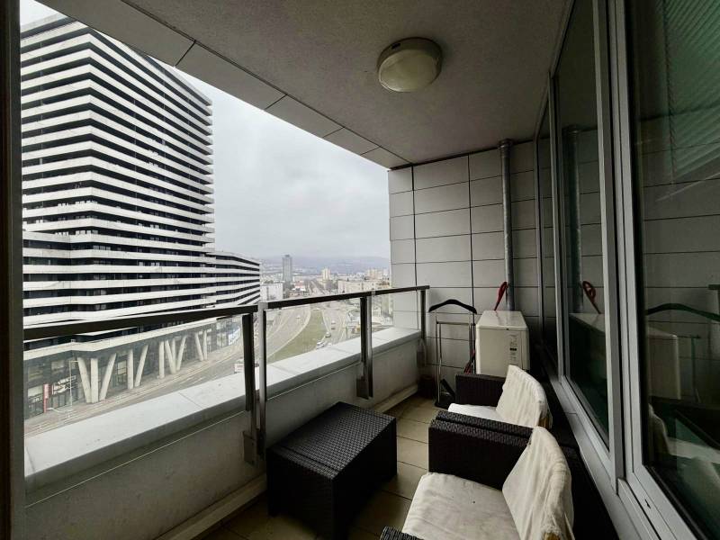 Arenda 3-komnatnaya, 3-komnatnaya, Bajkalská, Bratislava - Nové Mesto,