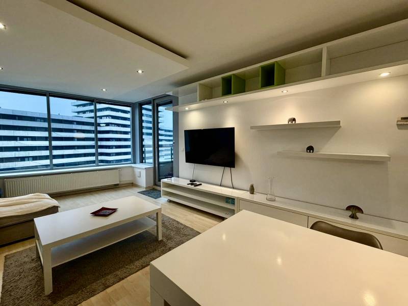 Arenda 3-komnatnaya, 3-komnatnaya, Bajkalská, Bratislava - Nové Mesto,