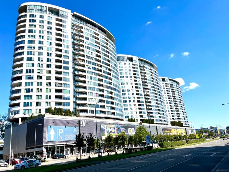 Arenda 3-komnatnaya, 3-komnatnaya, Bajkalská, Bratislava - Nové Mesto,