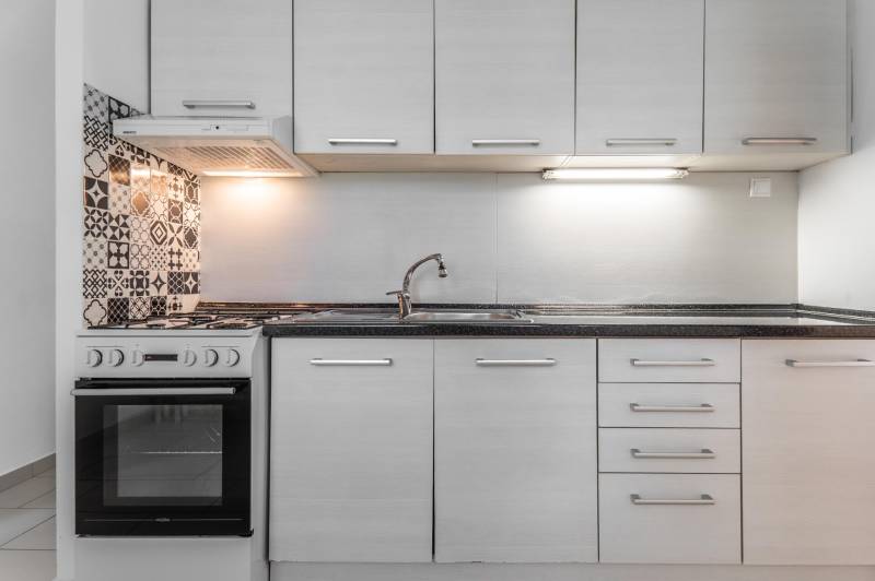 Prodazha 3-komnatnaya, 3-komnatnaya, Gallayova, Bratislava - Dúbravka,