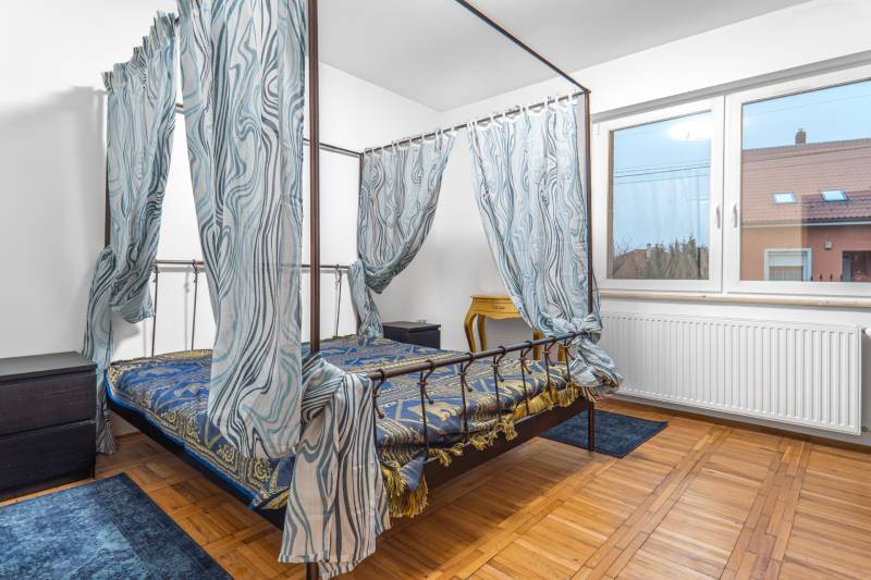 Prodazha CHastnye-doma, CHastnye-doma, Bratislava - Rusovce, Slovakia