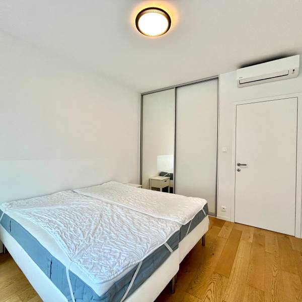 Arenda 2-komnatnaya, 2-komnatnaya, sukennicka, Bratislava - Ružinov, S