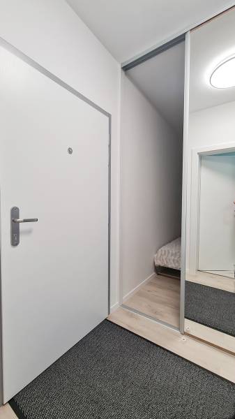 Prodazha 2-komnatnaya, 2-komnatnaya, Mlynské nivy, Bratislava - Ružino