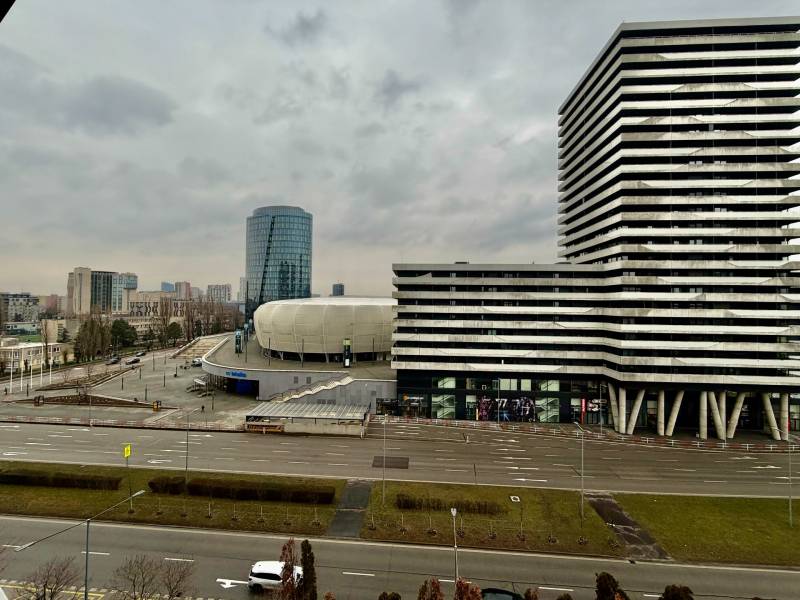 Arenda 3-komnatnaya, 3-komnatnaya, Bajkalská, Bratislava - Nové Mesto,