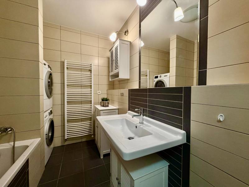 Arenda 3-komnatnaya, 3-komnatnaya, Bajkalská, Bratislava - Nové Mesto,