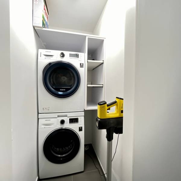 Arenda 3-komnatnaya, 3-komnatnaya, Továrenská, Bratislava - Staré Mest