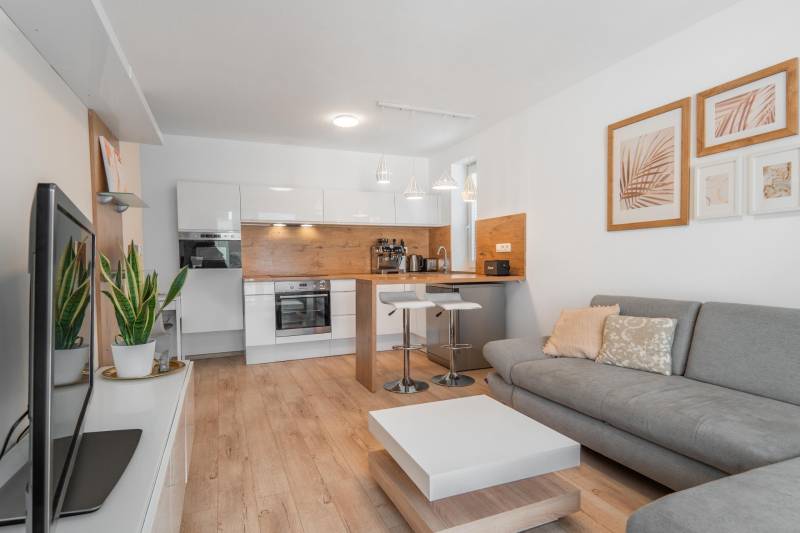 Prodazha 2-komnatnaya, 2-komnatnaya, Údernícka, Bratislava - Petržalka