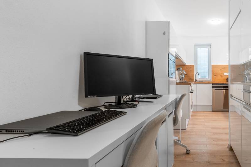 Prodazha 2-komnatnaya, 2-komnatnaya, Údernícka, Bratislava - Petržalka