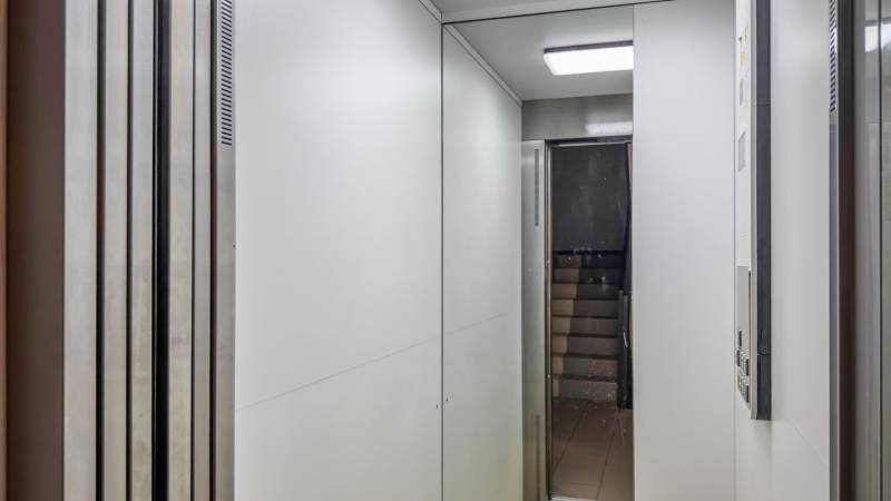 Prodazha 2-komnatnaya, 2-komnatnaya, Údernícka, Bratislava - Petržalka