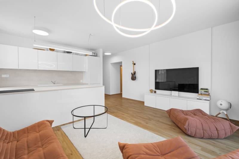 Prodazha 4-komnatnaya, 4-komnatnaya, Bajkalská, Bratislava - Ružinov, 