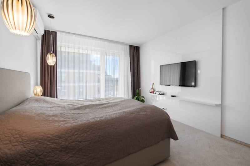 Prodazha 4-komnatnaya, 4-komnatnaya, Bajkalská, Bratislava - Ružinov, 