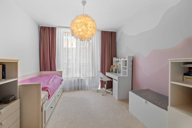 Prodazha 4-komnatnaya, 4-komnatnaya, Bajkalská, Bratislava - Ružinov, 