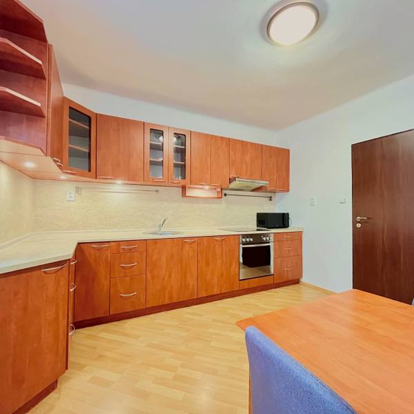 Arenda 2-komnatnaya, 2-komnatnaya, Odbojárov, Bratislava - Nové Mesto,