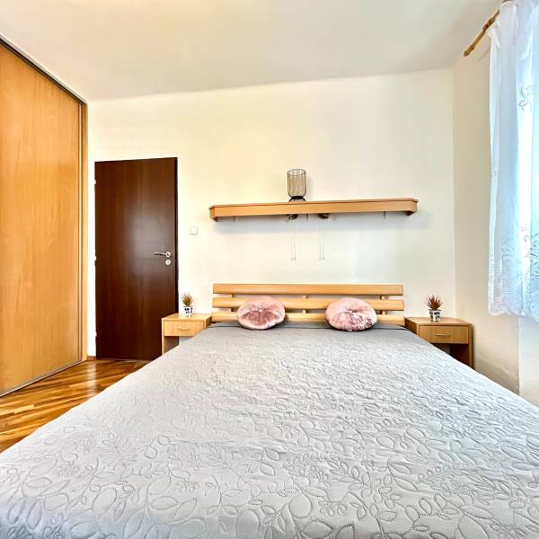 Arenda 2-komnatnaya, 2-komnatnaya, Odbojárov, Bratislava - Nové Mesto,