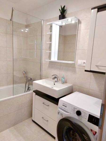 Arenda 2-komnatnaya, 2-komnatnaya, Mlynské nivy, Bratislava - Ružinov,