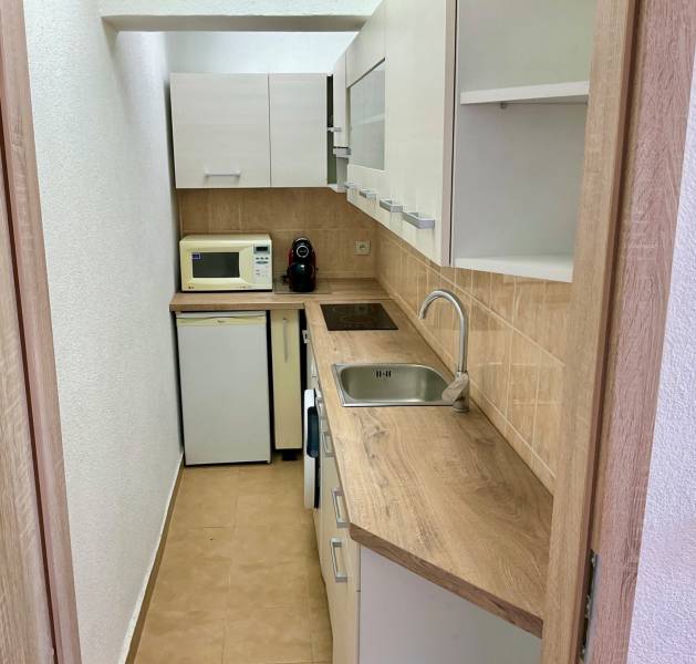 Prodazha 1-komnatnaya, 1-komnatnaya, Krížna, Bratislava - Staré Mesto,