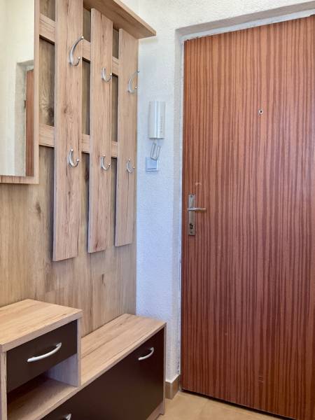 Prodazha 1-komnatnaya, 1-komnatnaya, Krížna, Bratislava - Staré Mesto,