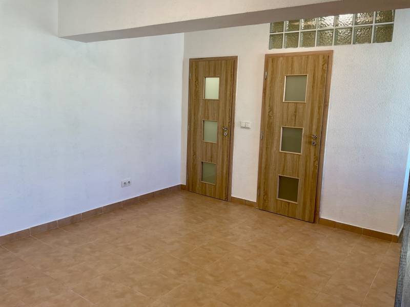 Prodazha 1-komnatnaya, 1-komnatnaya, Krížna, Bratislava - Staré Mesto,