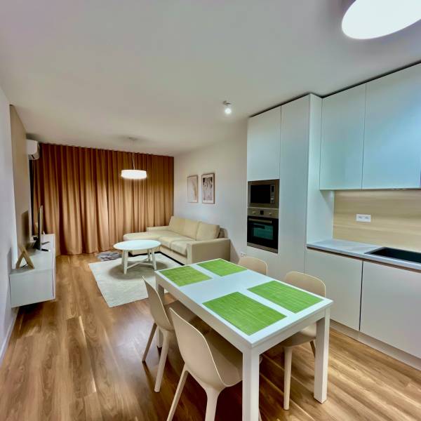 Arenda 3-komnatnaya, 3-komnatnaya, Hraničná, Bratislava - Nové Mesto, 