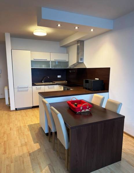 Arenda 2-komnatnaya, 2-komnatnaya, Bajkalská, Bratislava - Nové Mesto,