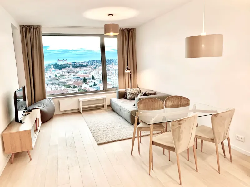 Arenda 2-komnatnaya, 2-komnatnaya, Továrenská, Bratislava - Staré Mest