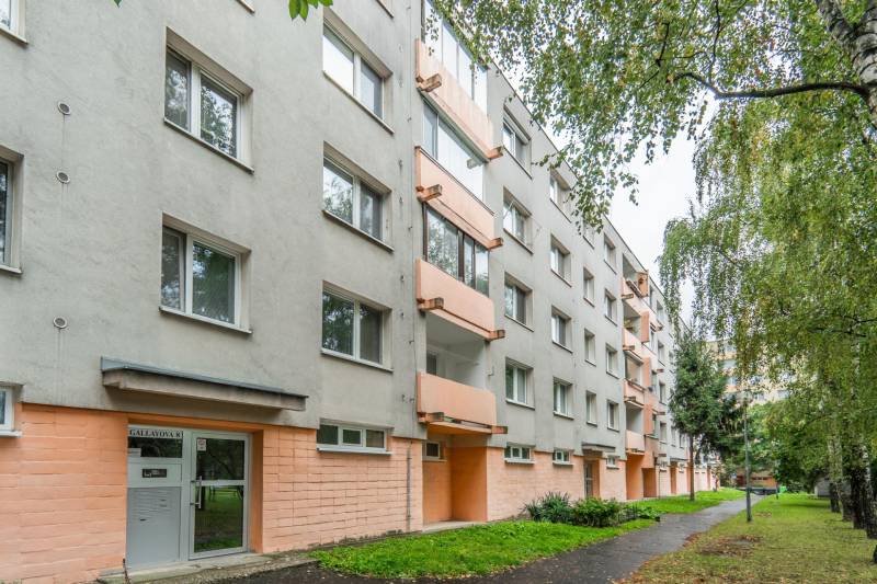 Prodazha 3-komnatnaya, 3-komnatnaya, Gallayova, Bratislava - Dúbravka,