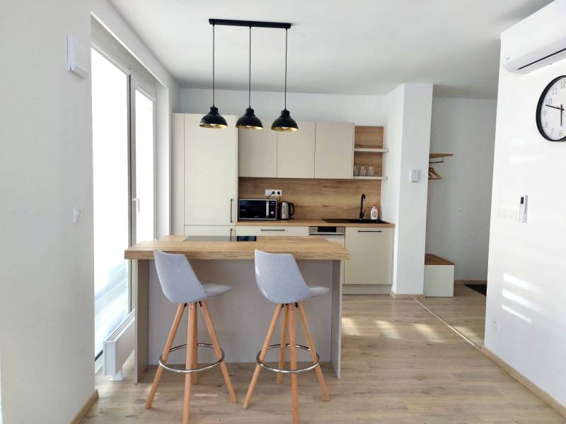 Arenda 2-komnatnaya, 2-komnatnaya, Mlynské nivy, Bratislava - Ružinov,