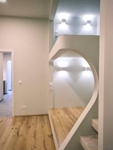 Prodazha 2-komnatnaya, 2-komnatnaya, Neilreichgasse, Wien 10., Favorit