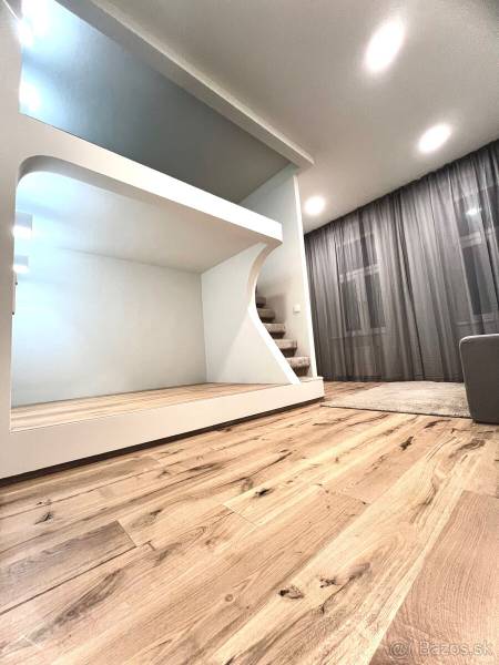 Prodazha 2-komnatnaya, 2-komnatnaya, Neilreichgasse, Wien 10., Favorit