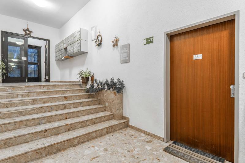 Prodazha 1-komnatnaya, 1-komnatnaya, Gläserstraße, Neunkirchen, Austri