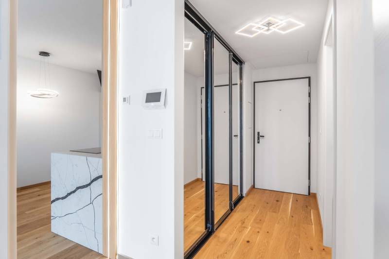 Prodazha 2-komnatnaya, 2-komnatnaya, Košická, Bratislava - Ružinov, Sl