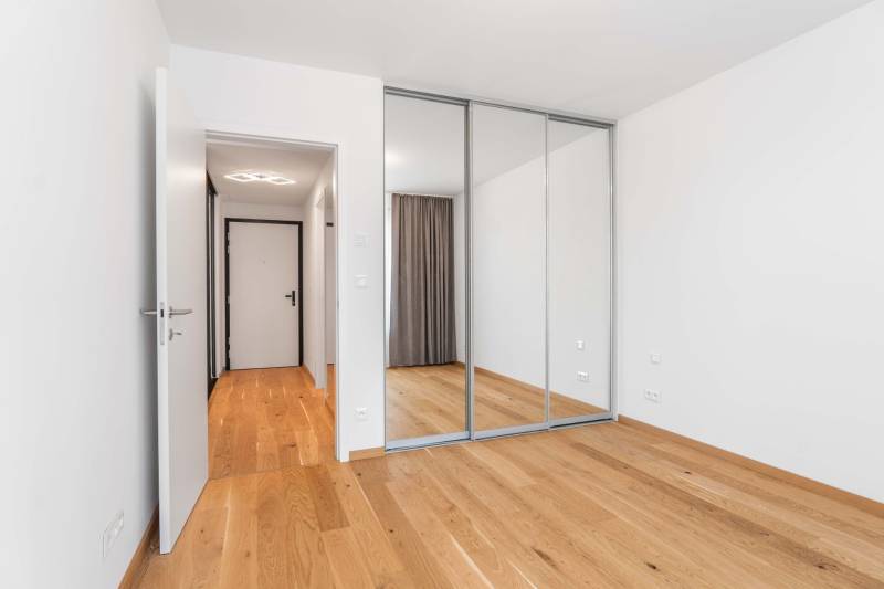 Prodazha 2-komnatnaya, 2-komnatnaya, Košická, Bratislava - Ružinov, Sl