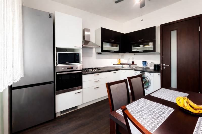 Prodazha 4-komnatnaya, 4-komnatnaya, Vyšehradská, Bratislava - Petržal