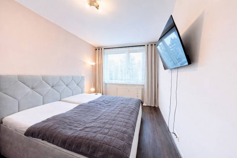 Prodazha 4-komnatnaya, 4-komnatnaya, Vyšehradská, Bratislava - Petržal