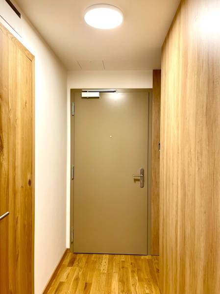 Arenda 3-komnatnaya, 3-komnatnaya, Bottova, Bratislava - Staré Mesto, 