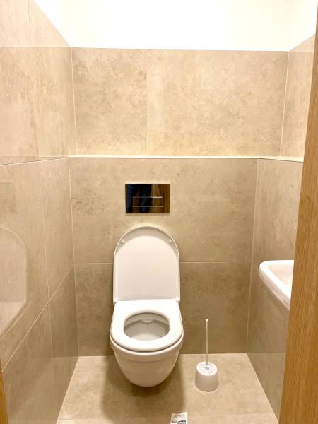 Arenda 3-komnatnaya, 3-komnatnaya, Bottova, Bratislava - Staré Mesto, 