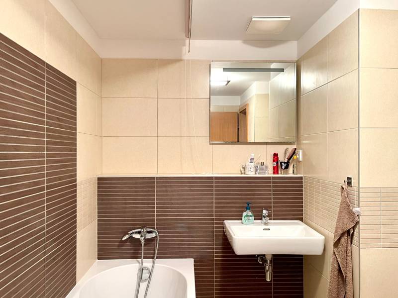 Arenda 3-komnatnaya, 3-komnatnaya, Plynárenská, Bratislava - Ružinov, 