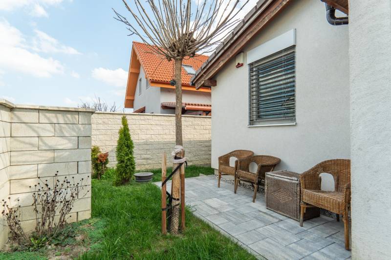 Prodazha CHastnye-doma, CHastnye-doma, Dlhá, Pezinok, Slovakia