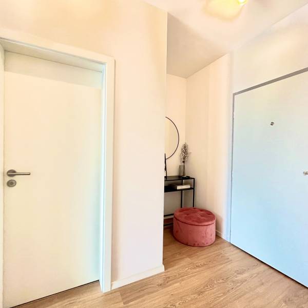 Arenda 2-komnatnaya, 2-komnatnaya, Hraničná, Bratislava - Ružinov, Slo