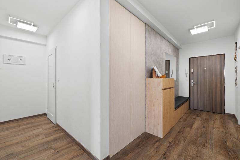 Prodazha 3-komnatnaya, 3-komnatnaya, Ružová, Senec, Slovakia