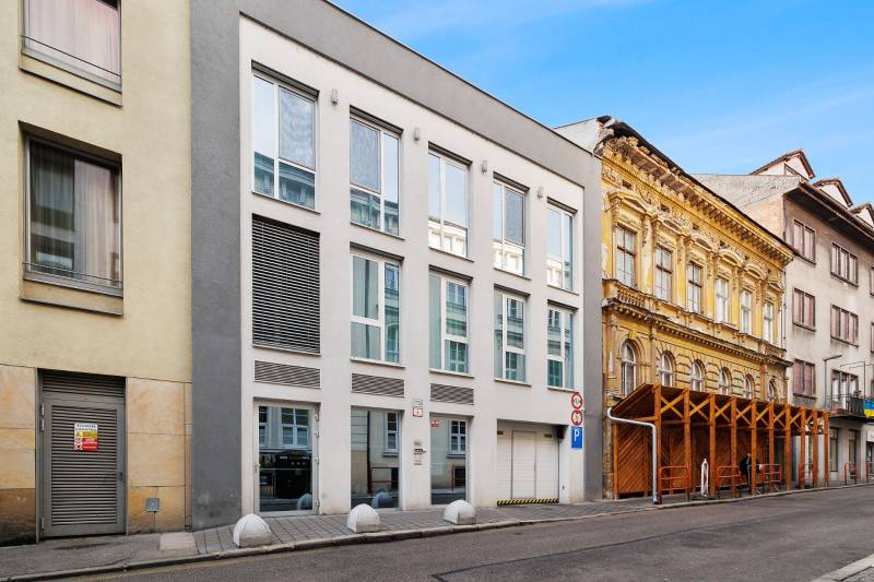 Arenda 3-komnatnaya, 3-komnatnaya, Kozia, Bratislava - Staré Mesto, Sl