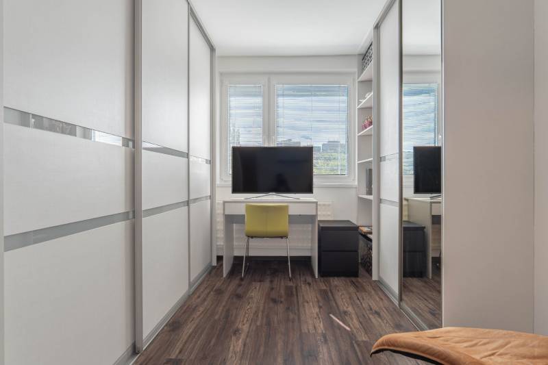 Prodazha 4-komnatnaya, 4-komnatnaya, Janka Alexyho, Bratislava - Dúbra