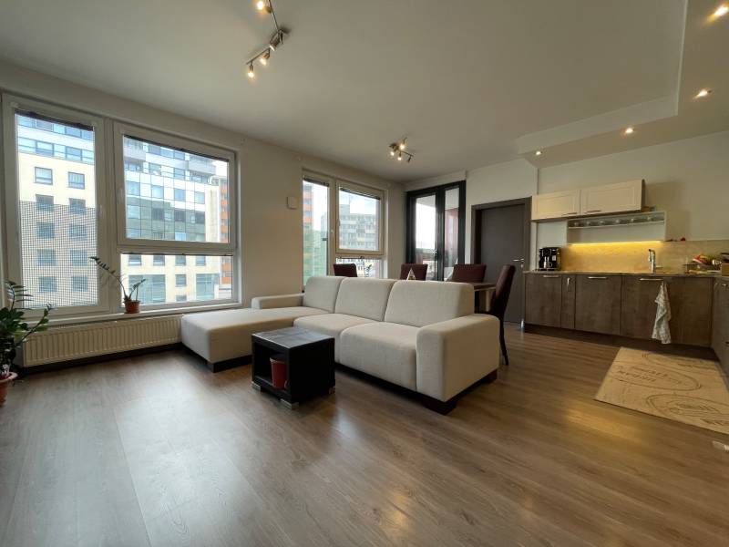 Arenda 3-komnatnaya, 3-komnatnaya, Košická, Bratislava - Ružinov, Slov