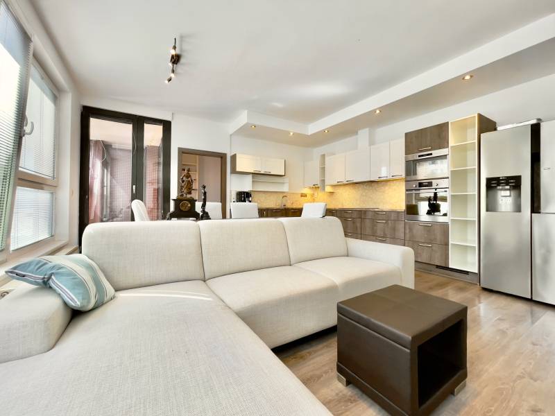 Arenda 3-komnatnaya, 3-komnatnaya, Košická, Bratislava - Ružinov, Slov