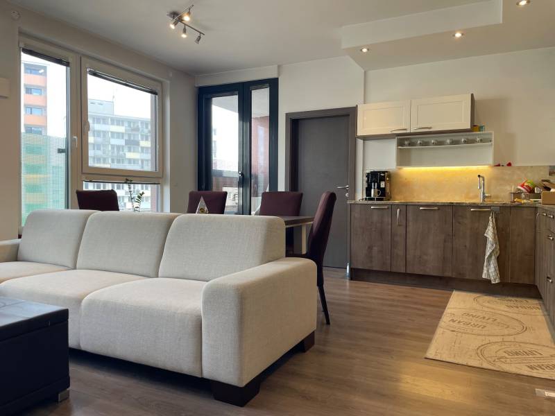 Arenda 3-komnatnaya, 3-komnatnaya, Košická, Bratislava - Ružinov, Slov