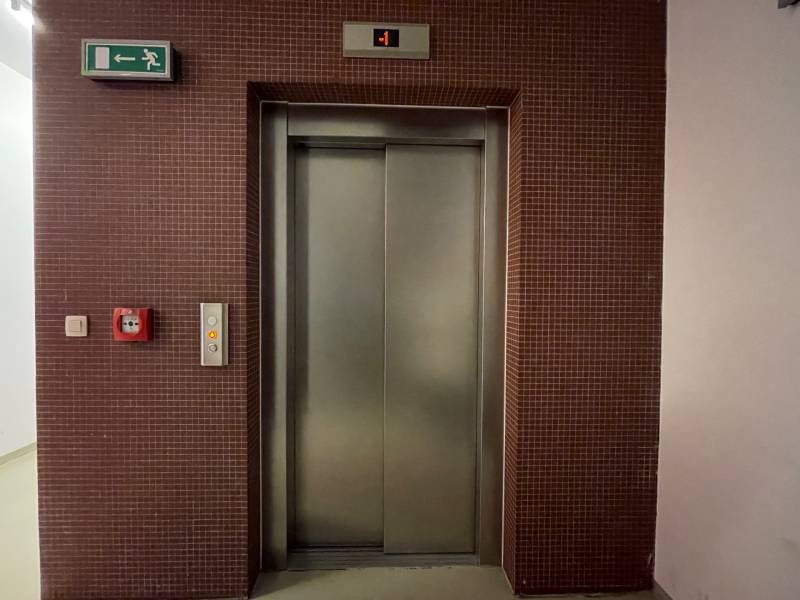 Arenda 3-komnatnaya, 3-komnatnaya, Košická, Bratislava - Ružinov, Slov