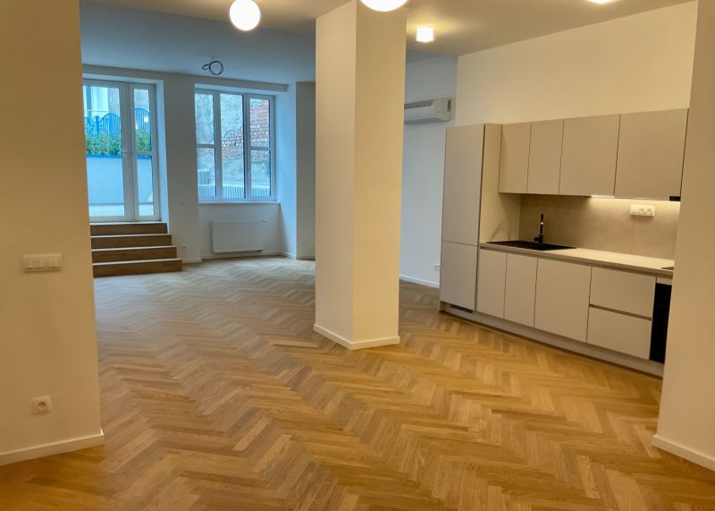 Arenda 2-komnatnaya, 2-komnatnaya, Poštová, Bratislava - Staré Mesto, 