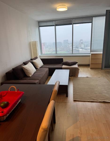 Arenda 2-komnatnaya, 2-komnatnaya, Bajkalská, Bratislava - Nové Mesto,